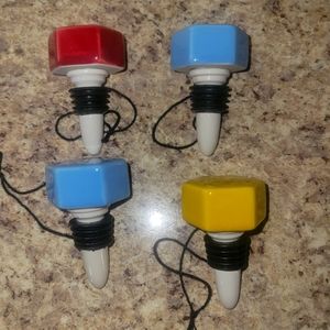 Wine bottles stoppers bundle